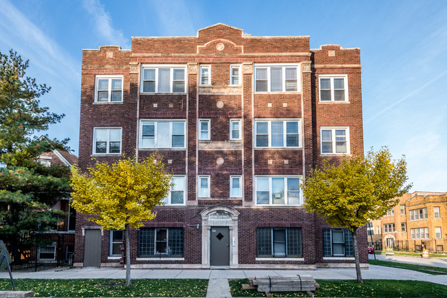 400-02 S Kilbourn Ave in Chicago, IL - Foto de edificio - Building Photo