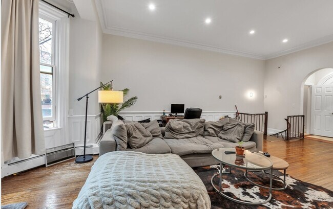 285 Clarendon St, Unit 2 in Boston, MA - Building Photo - Building Photo