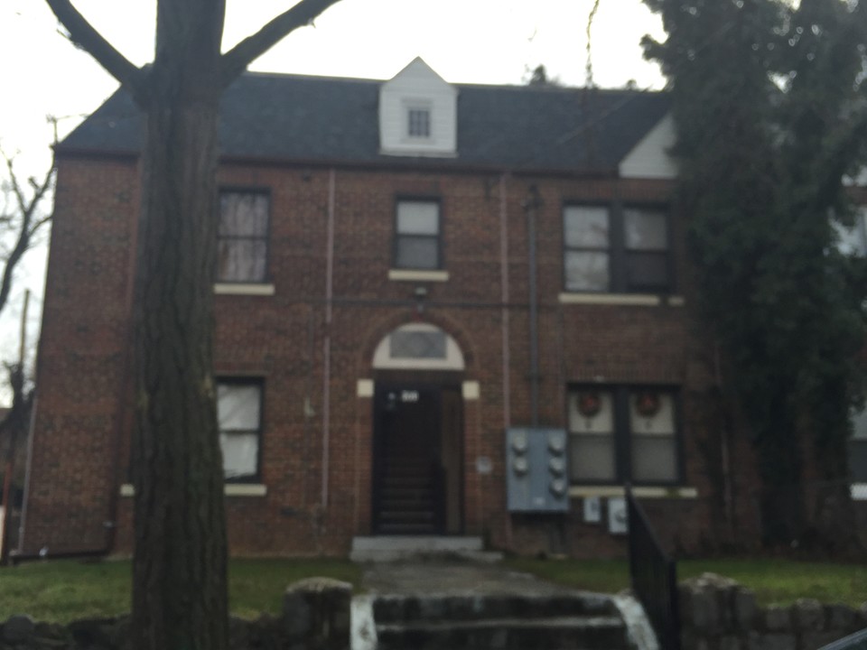310 Delafield Pl NW in Washington, DC - Building Photo