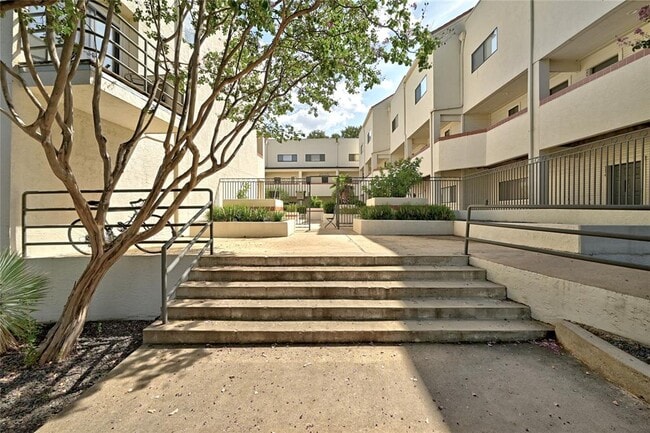 property at 2605 Enfield Rd