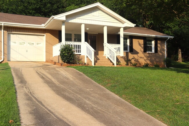 property at 390 Dr Martin Luther King Pky