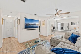 1030 Luminary Cir in Melbourne, FL - Building Photo - Building Photo