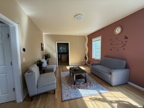 5 Equestrian Ln in Chelmsford, MA - Building Photo - Building Photo