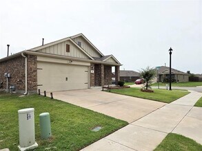 409 Buckeye Ave in Princeton, TX - Building Photo - Building Photo