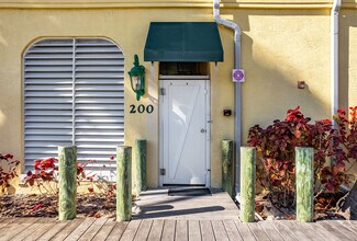 Sand Castle in Bradenton Beach, FL - Building Photo - Building Photo