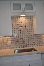 2403 Branard St in Houston, TX - Building Photo - Building Photo