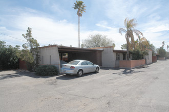 3554-3556 E Flower St in Tucson, AZ - Building Photo - Building Photo