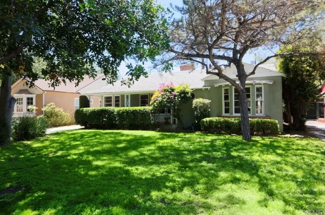 property at 5807 Beck Ave