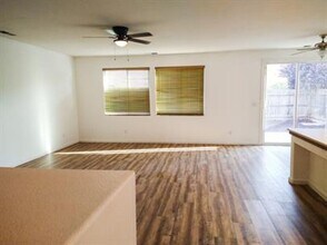2718 Scott Ave in Clovis, CA - Building Photo - Building Photo