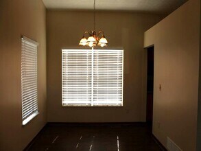 2545 Willowgate Rd in Grove City, OH - Building Photo - Building Photo