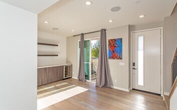 6002 Colt Pl in Carlsbad, CA - Building Photo - Building Photo