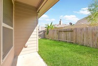 7479 Casita Dr in Magnolia, TX - Foto de edificio - Building Photo