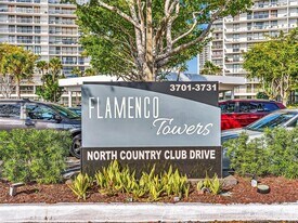 3701 N Country Club Dr in Aventura, FL - Building Photo