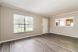 6806 Lyman Ave in Tampa, FL - Building Photo - Building Photo