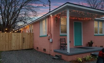 2017 Comstock Ave in North Charleston, SC - Building Photo