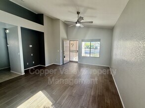 3553 W Morse Ct in Anthem, AZ - Building Photo - Building Photo