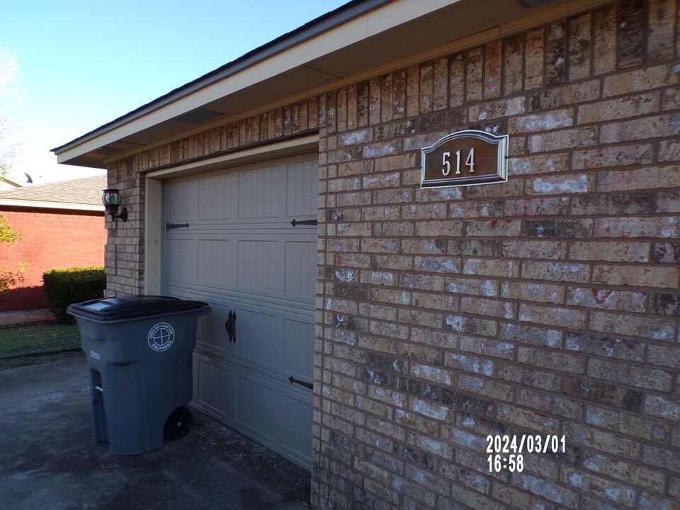 514 NW Ferris Ave in Lawton, OK - Building Photo