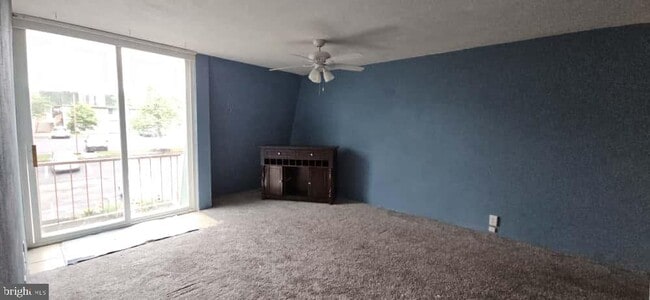 property at 2531 Forest Ln