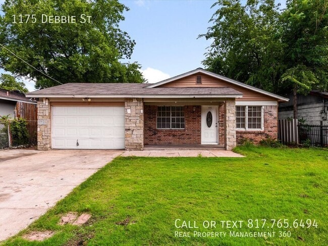 property at 1175 Debbie Dr