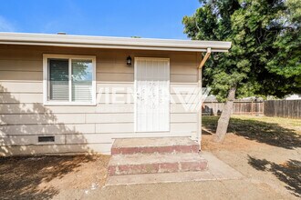 500 4th St in Wheatland, CA - Building Photo - Building Photo
