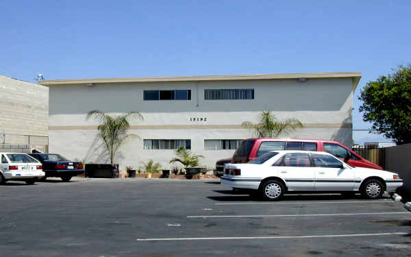 Jackson Street Apartments in Midway City, CA - Foto de edificio - Building Photo