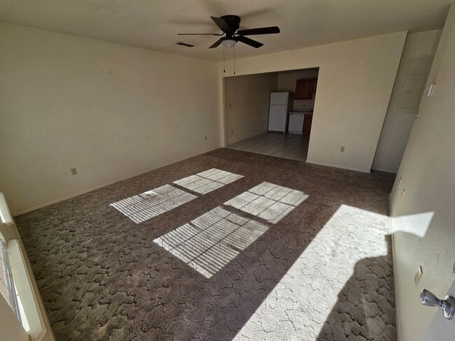 2433 E 21st St in Clovis, NM - Building Photo - Building Photo