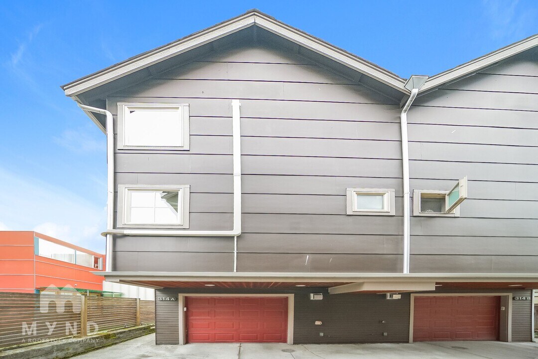314 25th Ave S in Seattle, WA - Building Photo