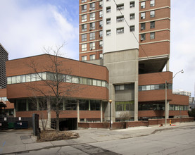 Stanley Knowles Housing Co-Operative in Toronto, ON - Building Photo - Building Photo