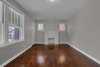 5036 Tholozan Ave in St. Louis, MO - Building Photo - Building Photo