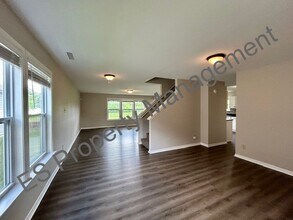 4163 Apple Creek Dr in Indianapolis, IN - Building Photo - Building Photo