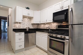 3556 N Wilton Ave in Chicago, IL - Building Photo - Building Photo