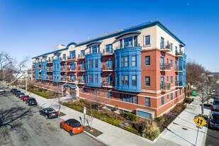 Lincoln Park Terrace in Washington, DC - Building Photo