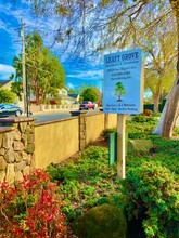 Leafy Grove in Castro Valley, CA - Building Photo - Building Photo