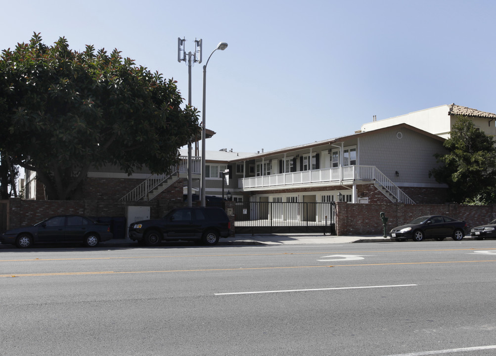 22852-22860 Pacific Coast Hwy in Malibu, CA - Building Photo