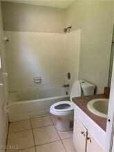 4064 E Sunflower Cir in La Belle, FL - Building Photo - Building Photo