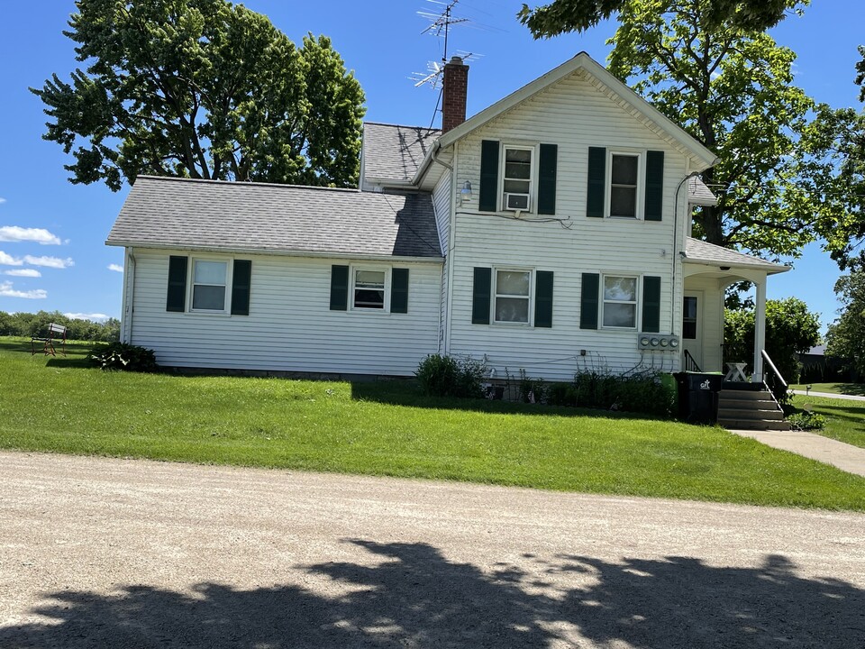 N5069 Co Rd V in Fond du Lac, WI - Building Photo