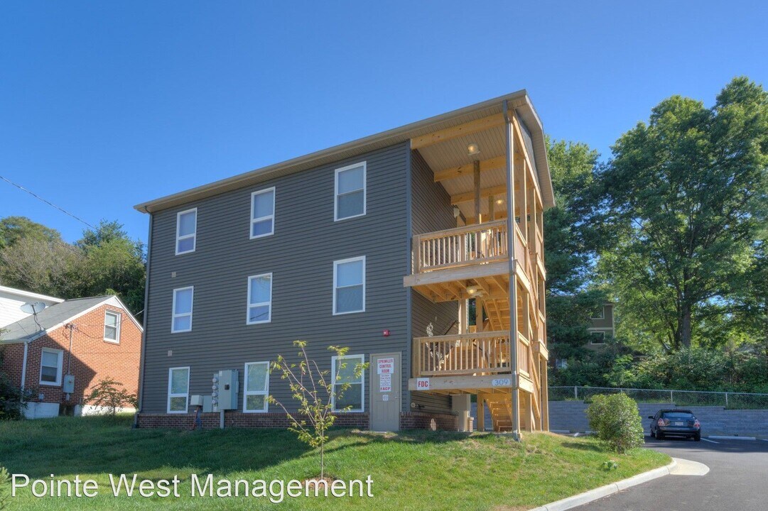 309 Ellett Rd in Blacksburg, VA - Foto de edificio