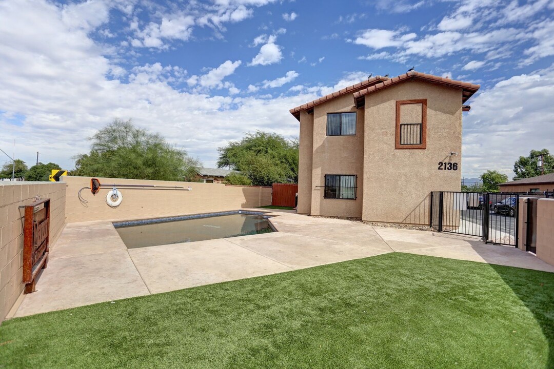 2136 N Euclid Ave in Tucson, AZ - Building Photo