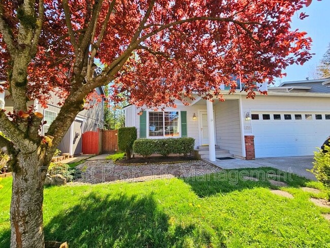 5715 Gateway Ln NE in Bremerton, WA - Building Photo - Building Photo