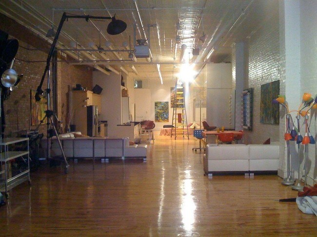 150-152 Mercer St in New York, NY - Building Photo - Interior Photo