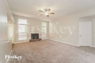 7424 Hubbard Woods Rd in Charlotte, NC - Building Photo - Building Photo
