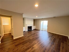 111 S Island Square Dr in St. Simons Island, GA - Building Photo - Building Photo