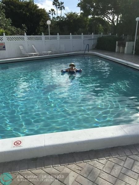 7523 S Oriole Blvd-Unit -101 in Delray Beach, FL - Building Photo