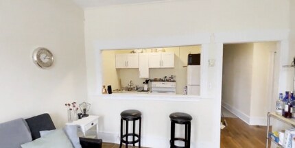 848 Huntington Ave, Unit 2 in Boston, MA - Foto de edificio - Building Photo