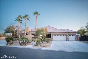 5527 Breecher Ave in Las Vegas, NV - Building Photo