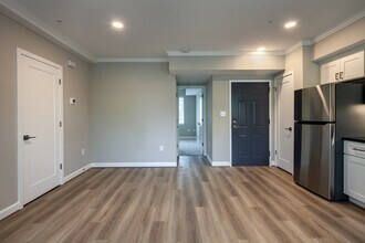 1016 Duke St in Alexandria, VA - Building Photo - Building Photo