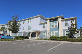 Madison Reserve in Spring Hill, FL - Building Photo - Building Photo