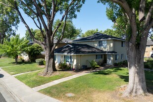 Downer Estates in San Jose, CA - Building Photo