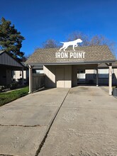 1147 S Abbey Cir in Boise, ID - Building Photo - Building Photo