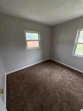 1605 Monroe Ave in Evansville, IN - Building Photo - Building Photo